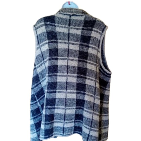 Gray Plaid Checked Sweater Vest Size Large - Picture 3 of 3